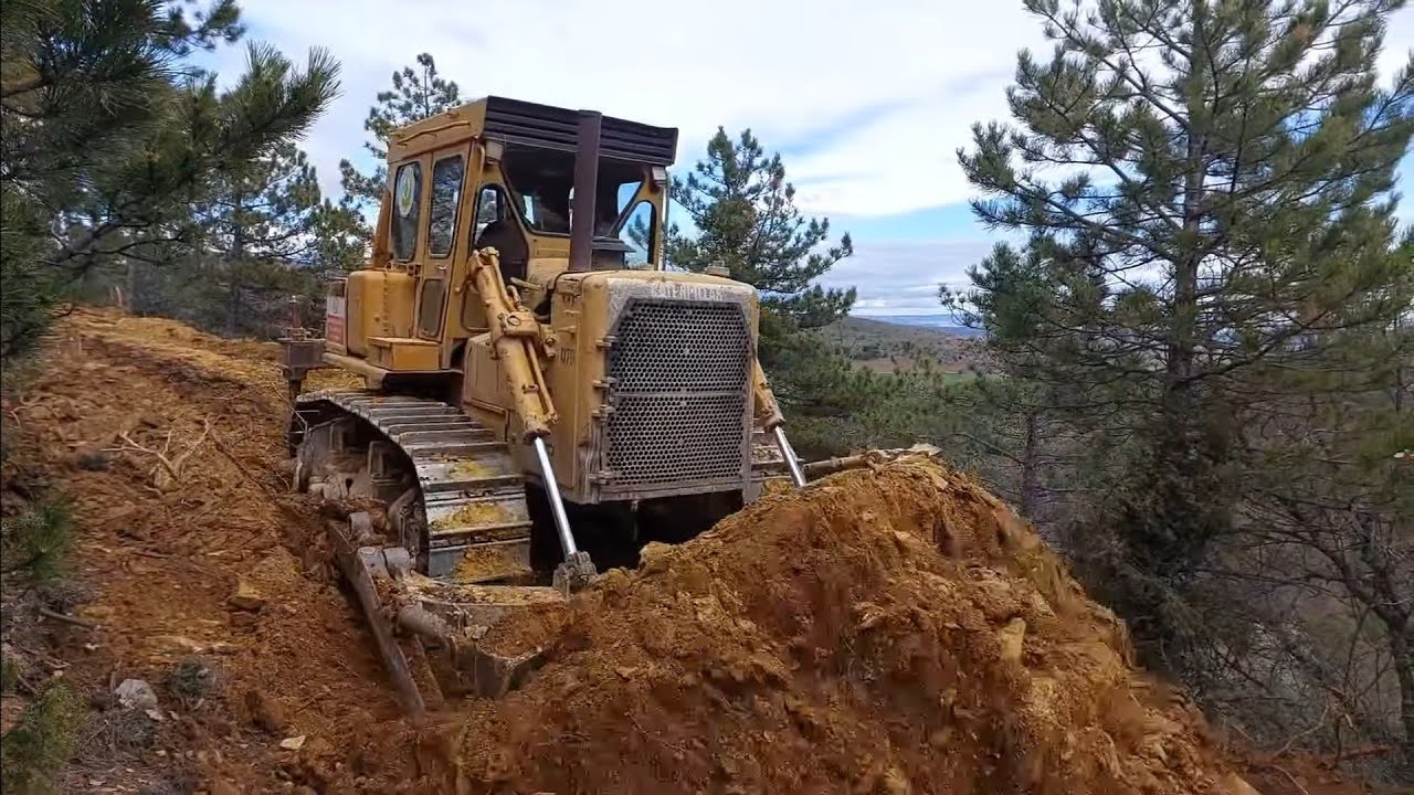 CAT D7 MST EXCAVATOR~YENİ YOL NASIL YAPILIR~HOW TO MAKE A NEW PATH-KAYALIK ARAZİ-ORMAN CANAVARI-KAYA