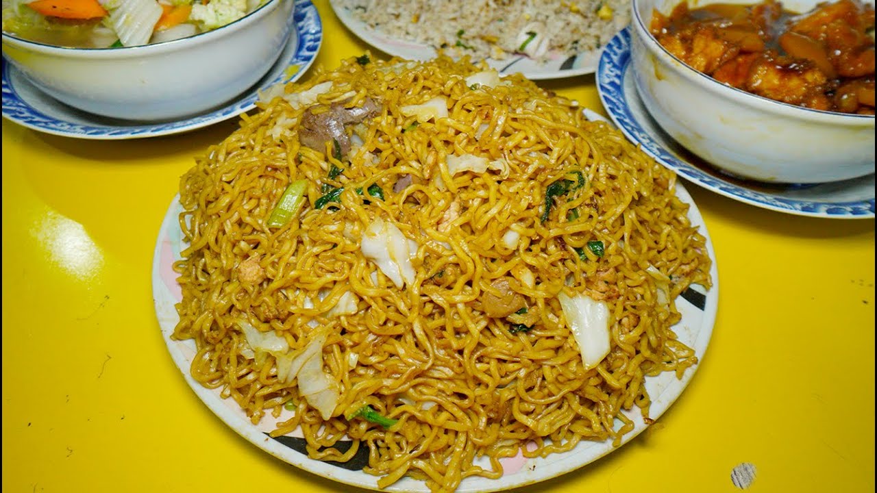 MIE GORENG SEBANYAK INI CUMA 28 RIBU, BISA BUAT MAKAN 5 ORANG !!!