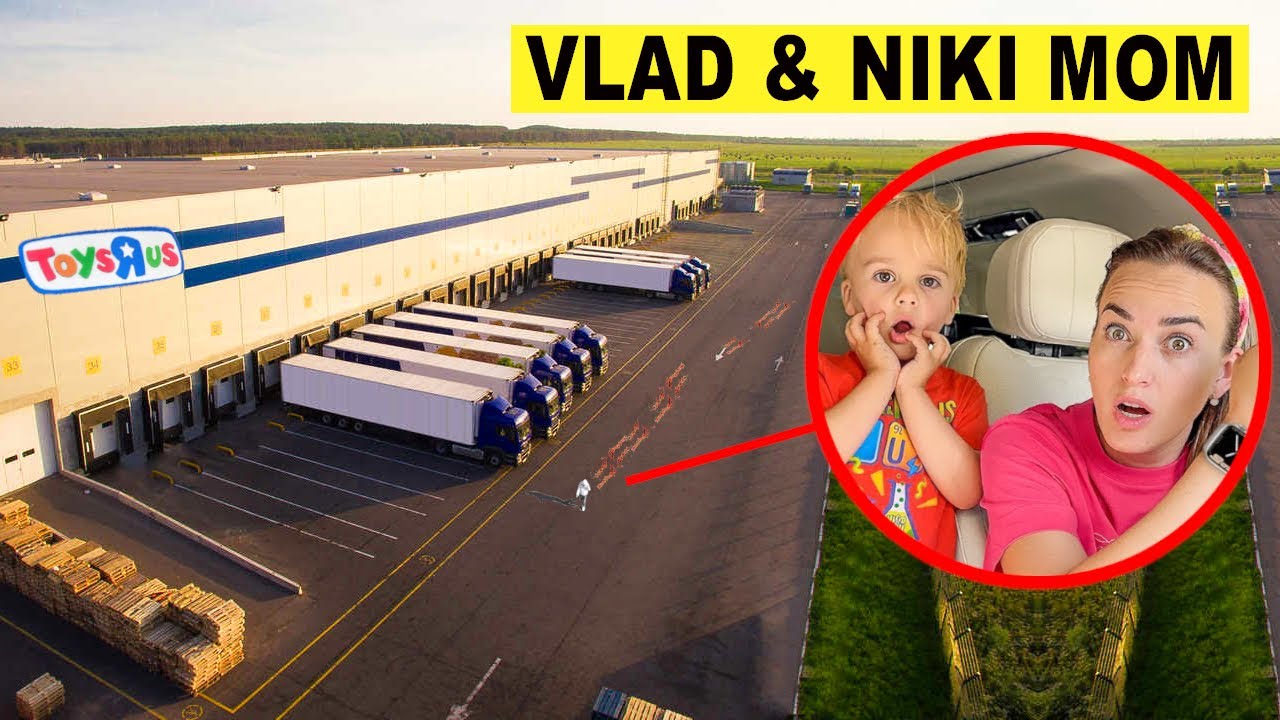DROHNE überwacht VLAD UND NIKI MOM in REAL LIFE um 3 UHR mittags !!