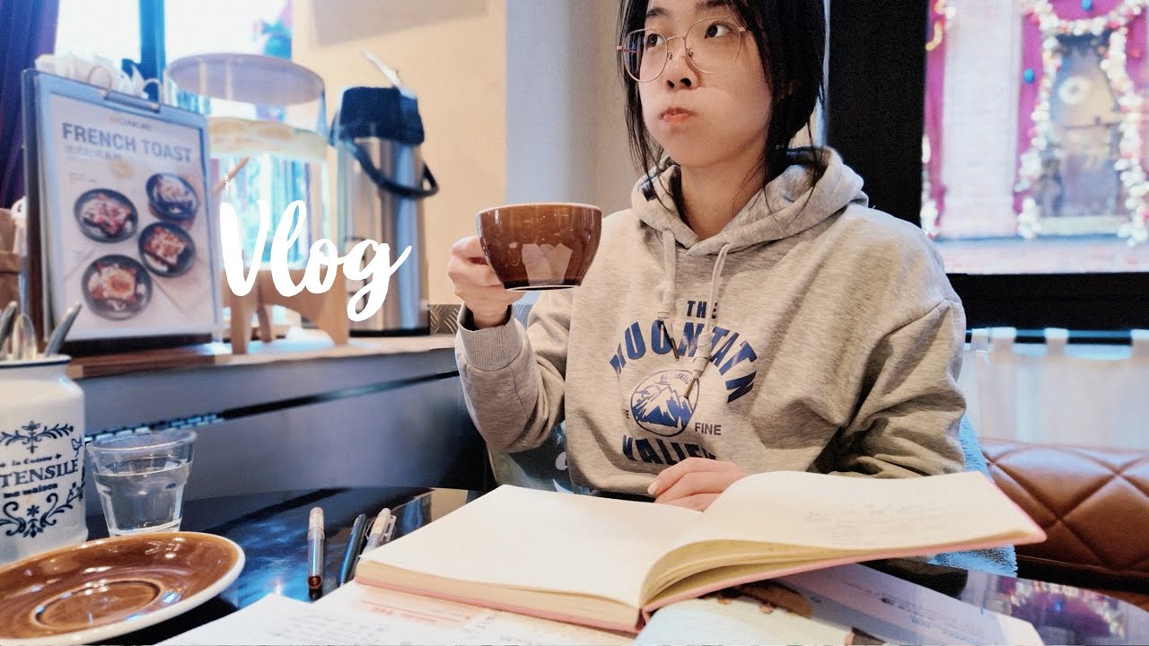VLOG｜朋友冷吗？冷就对啦😄上海的冬天要出门取暖｜咖啡馆常驻人口学习力爆棚的一周 吃不饱的胡麻和排队两小时的Need 和朋友们吃很多顿漂亮饭的新年伊始