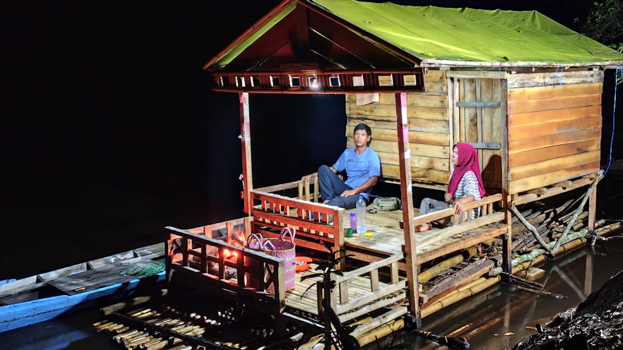 Camping dirumah terapung || Bersama istri sambil mencari ikan di temani beragam suara