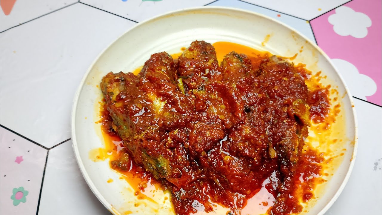 Bikin olahan dari ikan kembung enak pedes gurih ikan balado kecap @RheishaChannel 