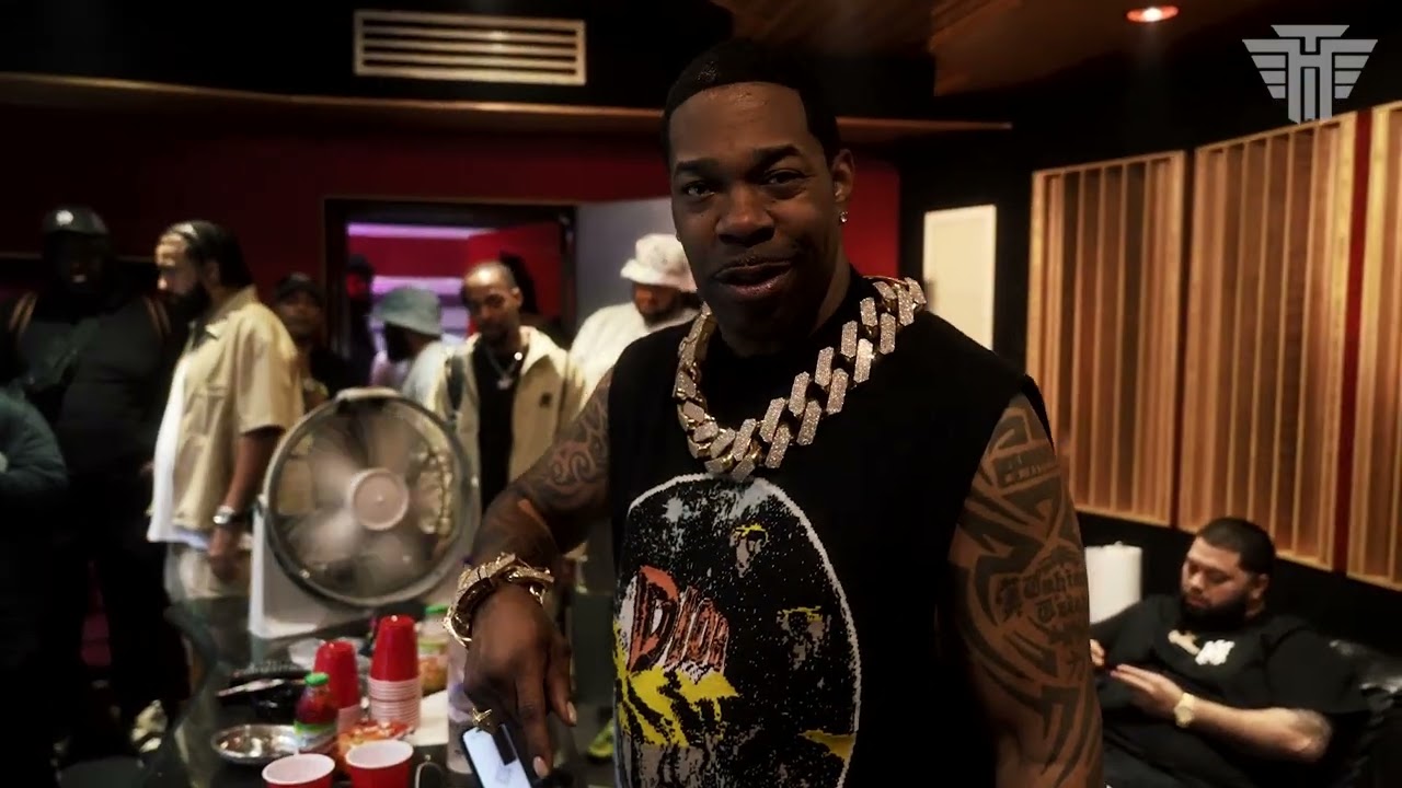 JIM JONES PLAYING GENESIS FOR BUSTA RHYMES FRENCH MONTANA IN STUDIO PLAYING  ON THE CHURCH STEPS