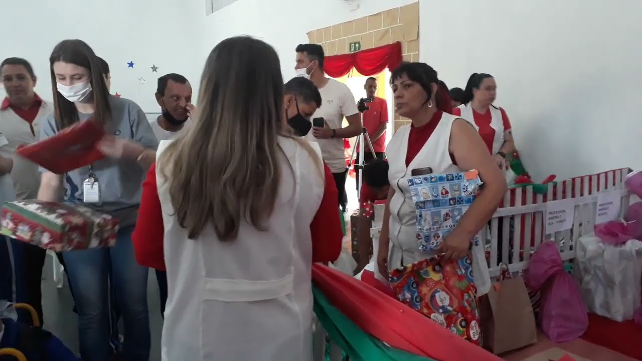 VÍDEO DO APAY DE PIRAQUARA AONDE MINHA NETA ESTUDA (1)