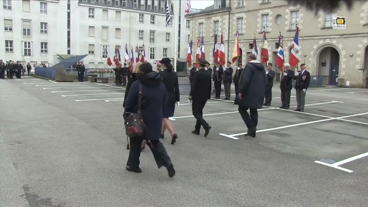 Vannes. L'hommage aux héros de la gendarmerie
