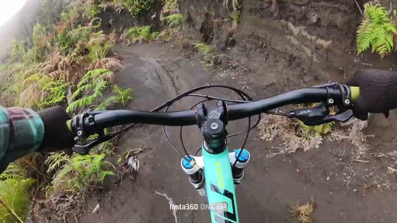 Kiri jurang Lava stone Bromo
