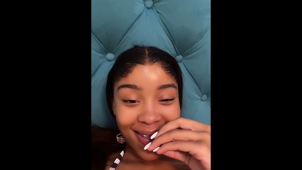 Paballo Noko Addresses Her Fans Live..