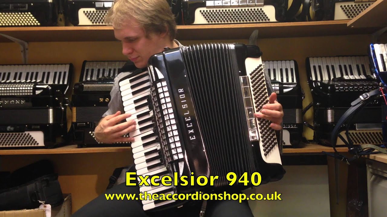 Excelsior 940 Musette 120 Bass Accordion