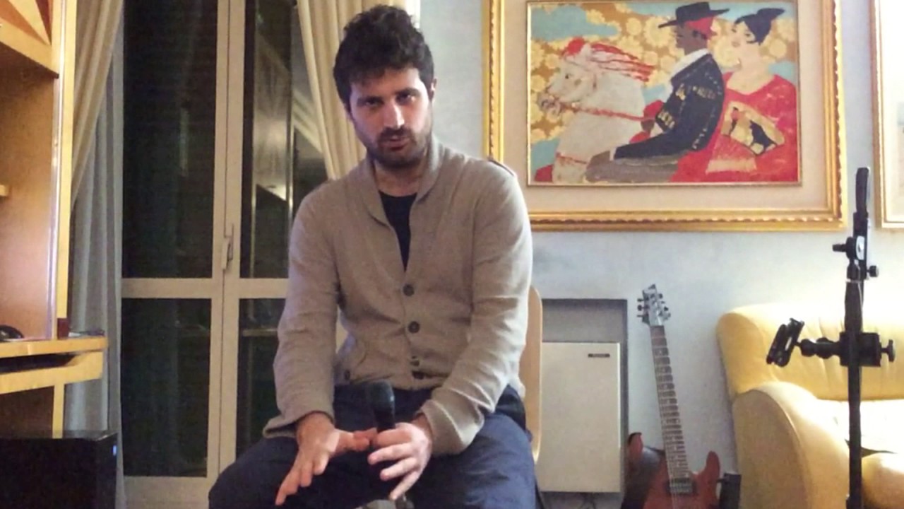 Eliminare fischi e feedback in un contesto live