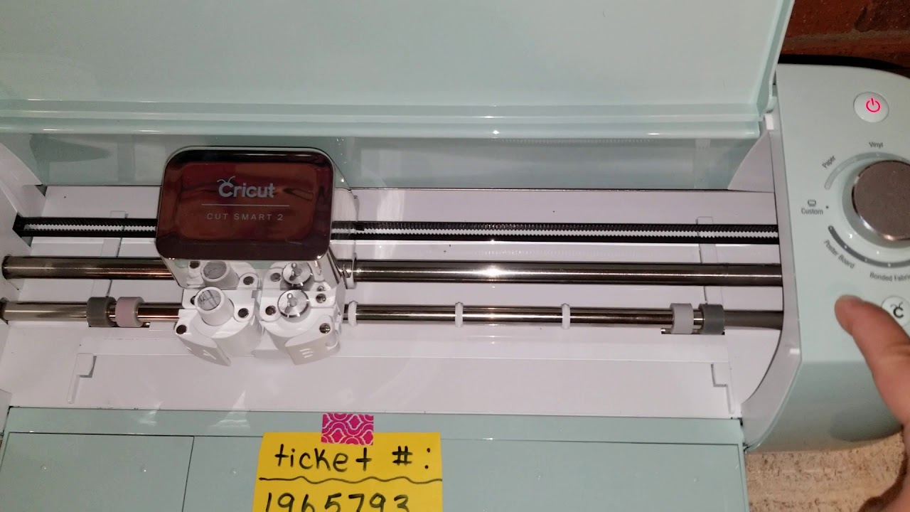 Cricut Explore Air 2 red power light