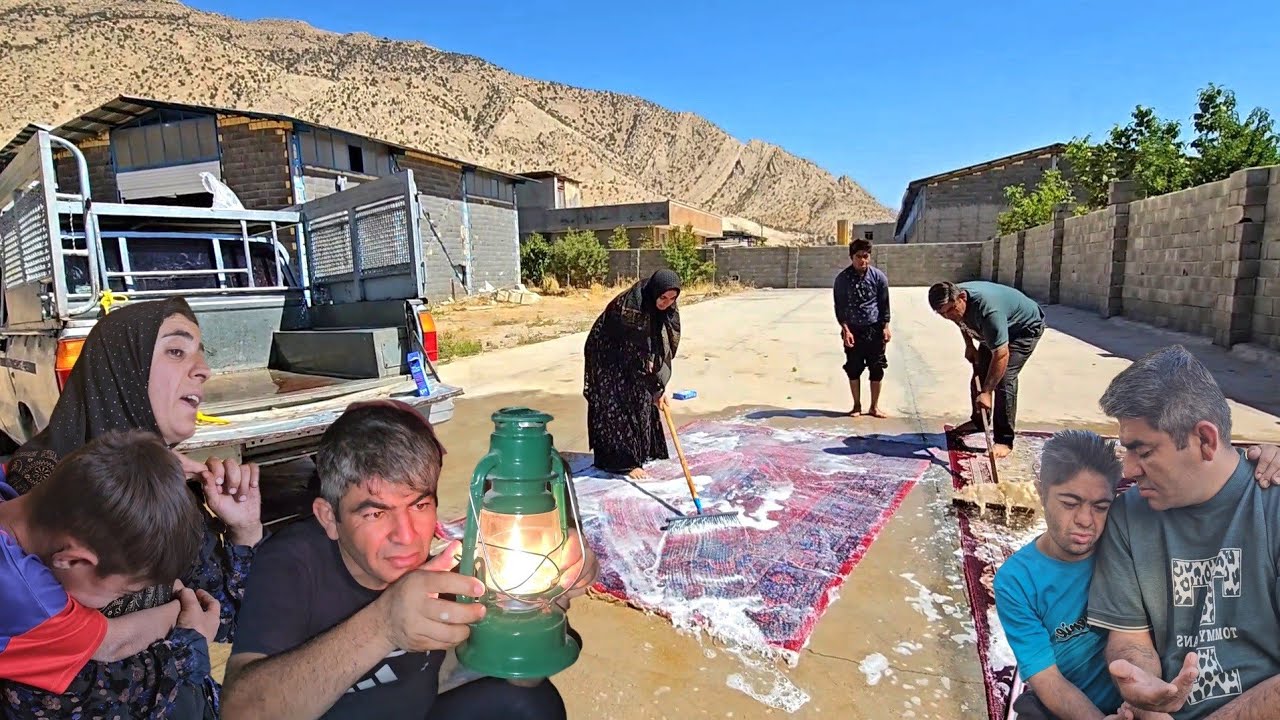 Washing Carpets in the Heart of the Mountains: An Unforgettable Day of Rural Life!