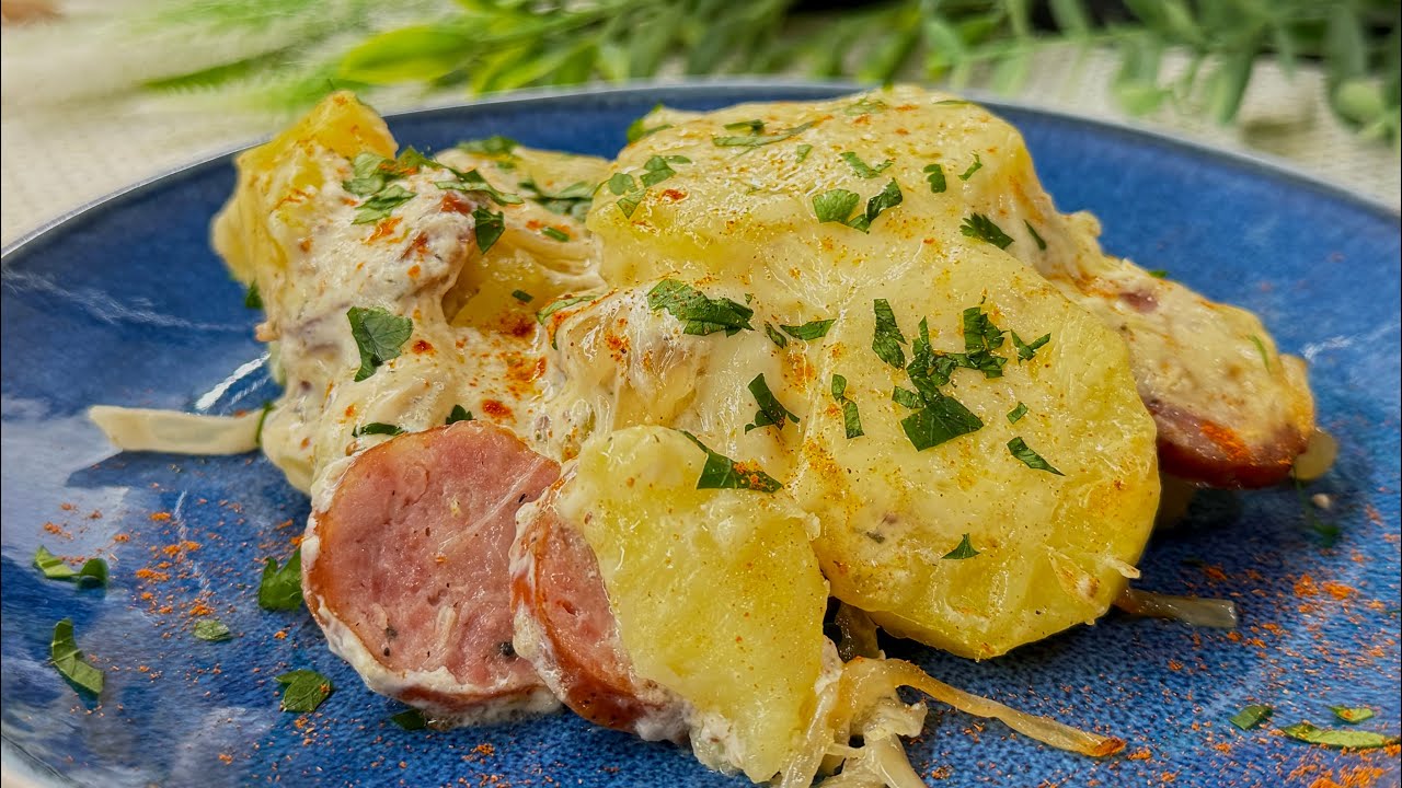 Nie wiesz, co na obiad? Ta zapiekanka z ziemniakami uratuje dzień!🔥🔥🔥