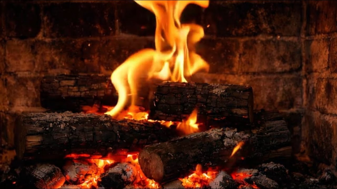 Warm Fireplace i 🌄 | Crackling Fire Sounds | 4K Relaxing Ambience