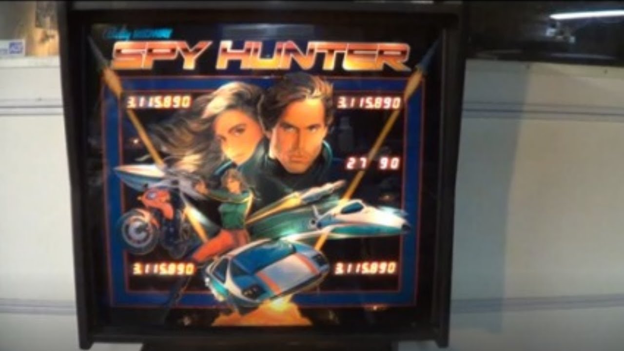 SPY HUNTER PINBALL MACHINE - BY BALLY 1984