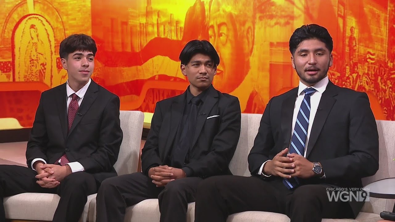 ADELANTE CHICAGO-THREE EAST AURORA HIGH SCHOOL STUDENTS ARE HEADING TO HARVARD
