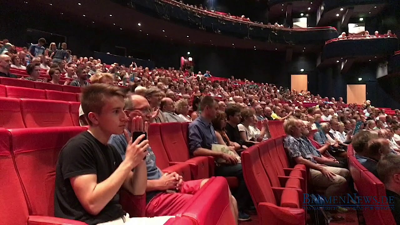 Bremennews unterwegs - Weltpremiere im Metropol Theater