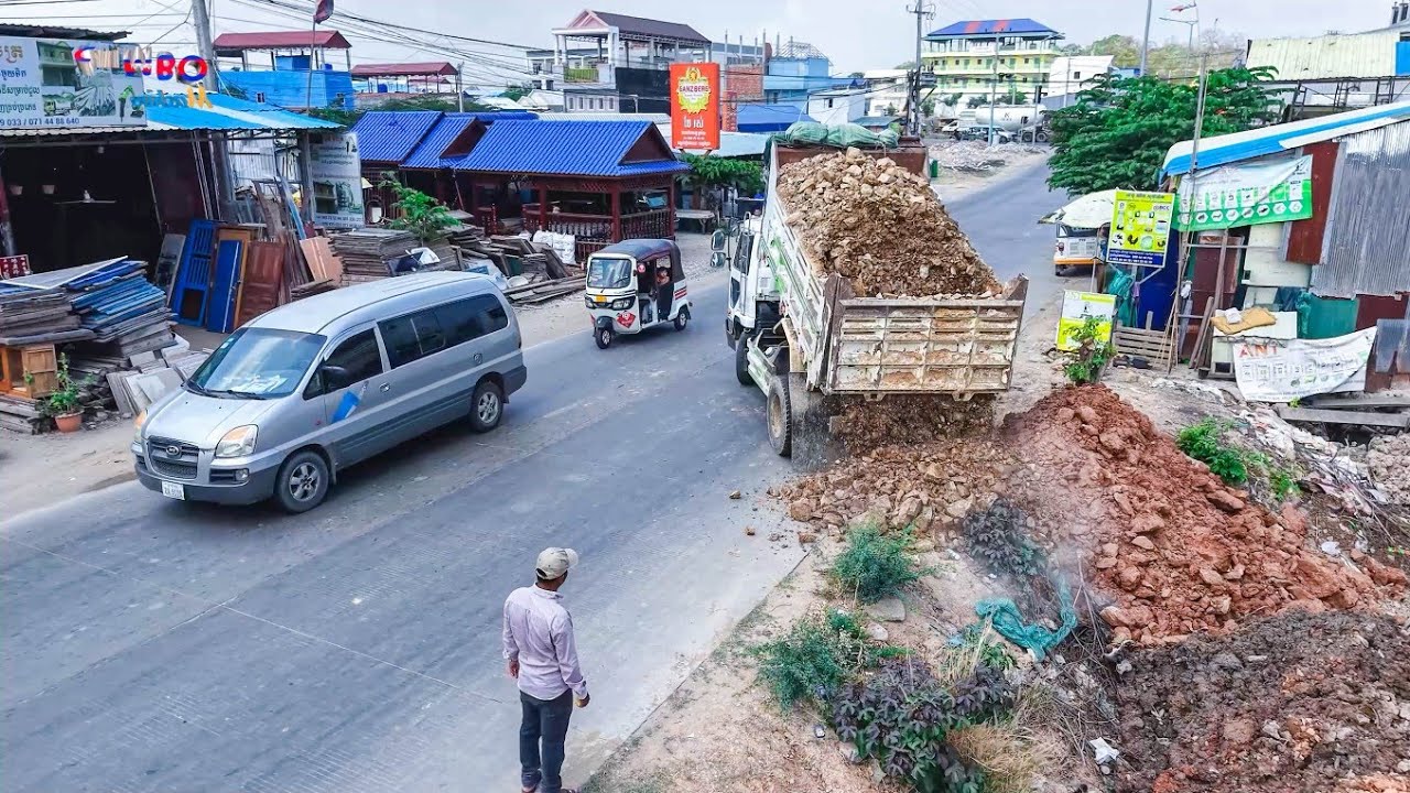 Best smart driver Skill  Dozer KOMATSU D31P Pushing soil with 5Ton Dump truck unloading soil Filling