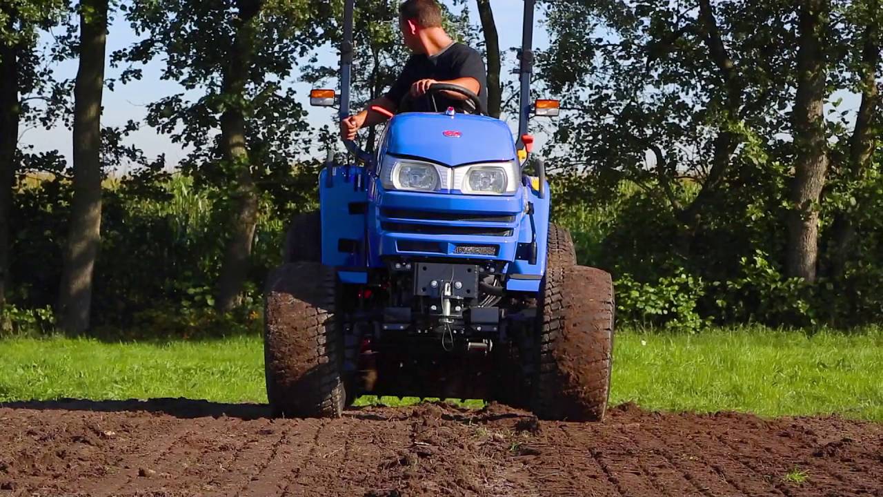 Noord Machines BV Iseki TH4295 Hydro 34pk met rotorkopeg zaaicombinatie