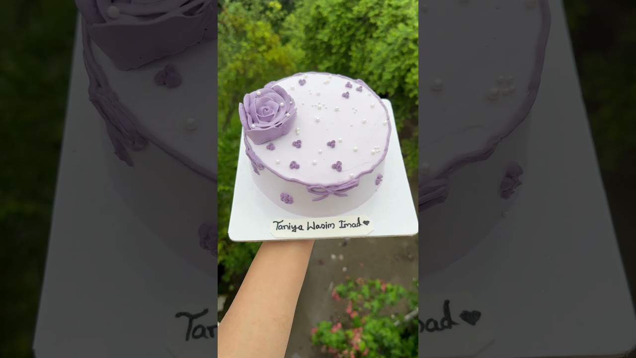 Elegant in lavender 💜Perfect for any occasion!📩 #CustomCake #PurpleVibes #Bakezo