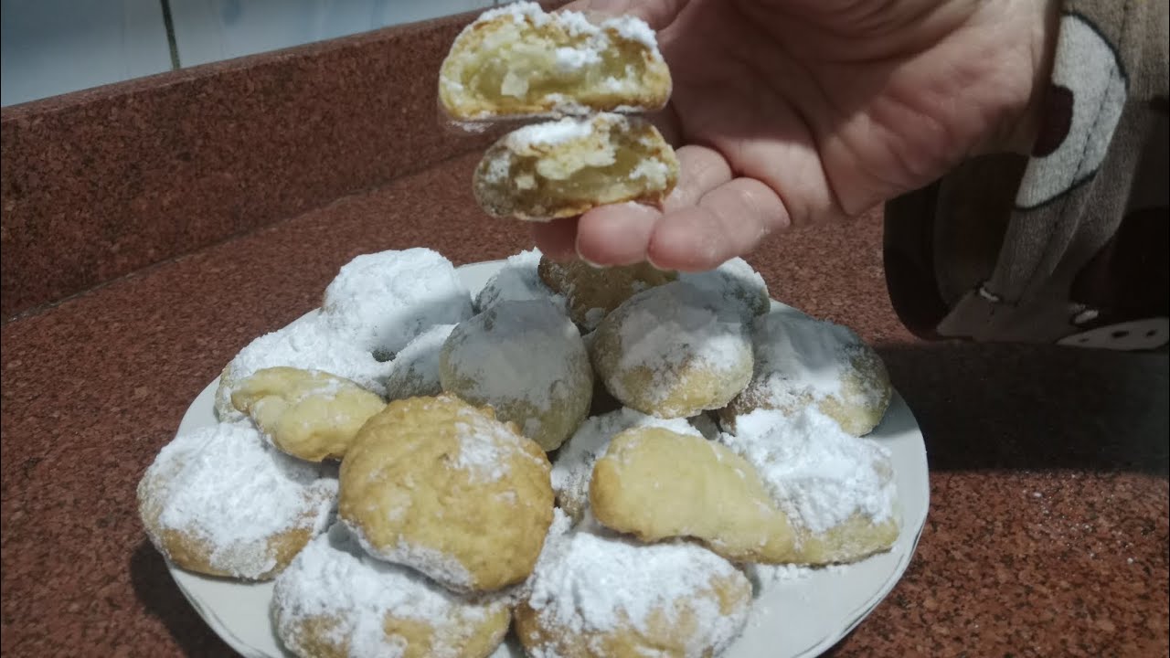 مش شرط عيد هنعمل كحك العيد للفطار او السقسقه مع الشاي باللبن جربي طريقتي 👉🏻😋😋❤