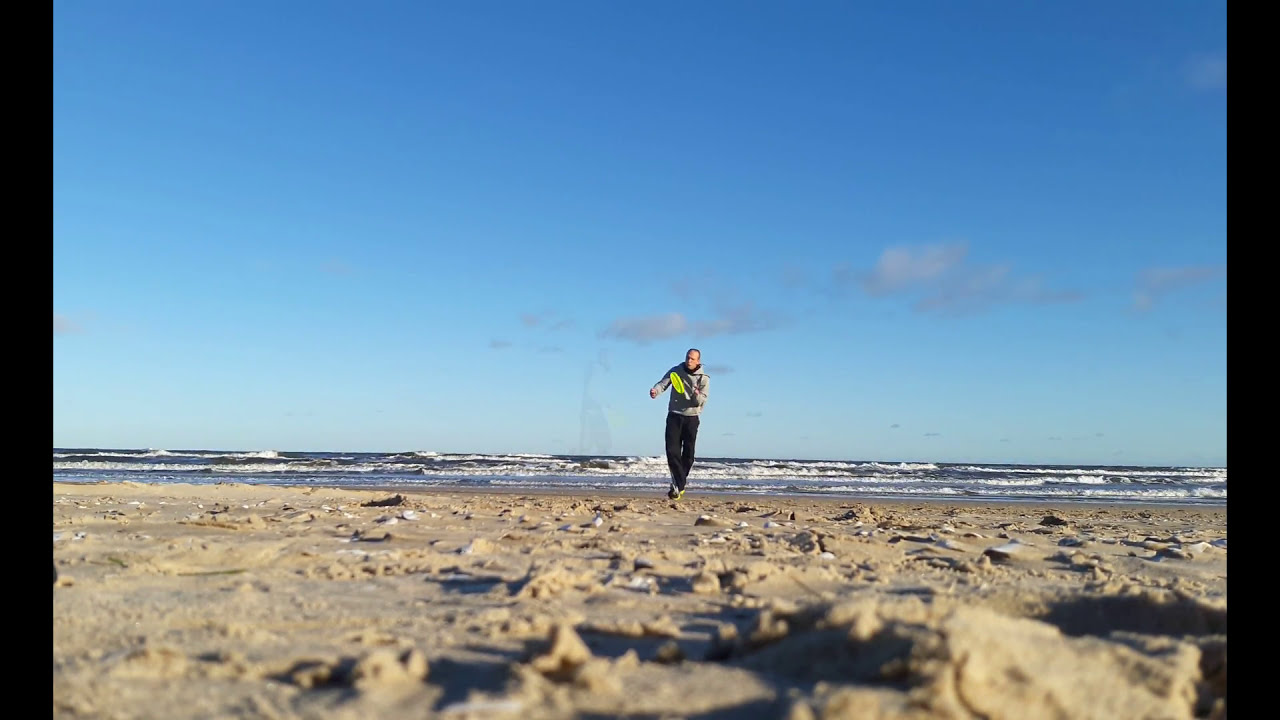 Just a day at the beach (Freestyle Frisbee)