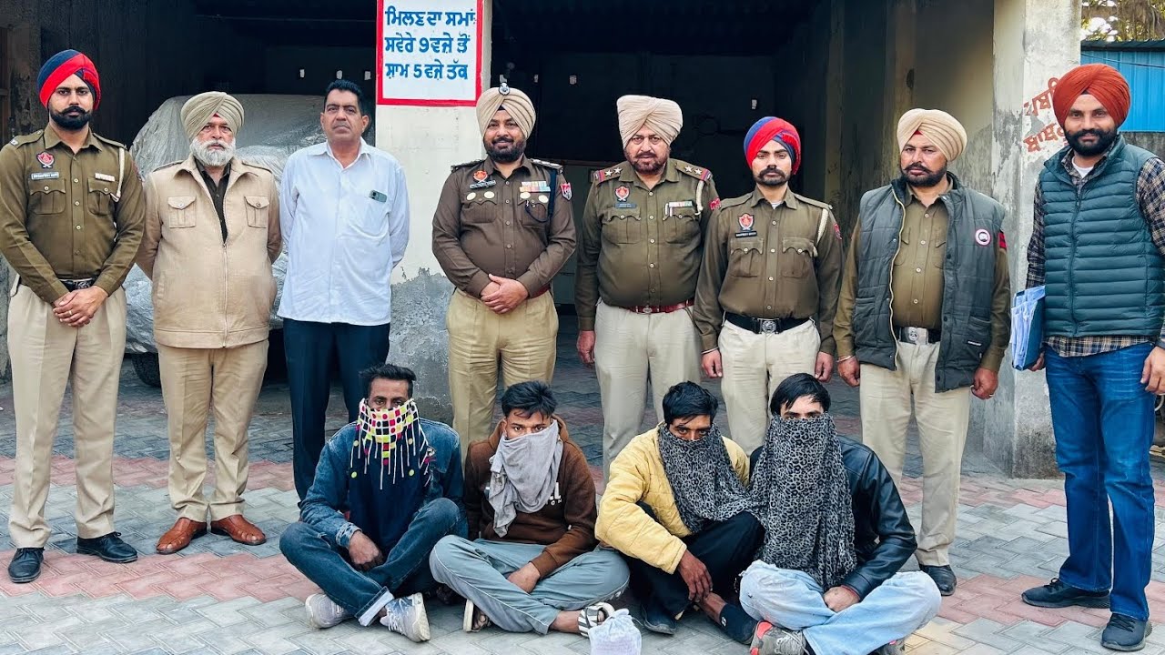 ਪਾਕਿਸਤਾਨ ਦੇ ਸਮੱਗਲਰਾ ਪਾਸੋ ਡਰੋਨ ਰਾਹੀ ਹੈਰੋਇਨ ਮੁੰਗਵਾਕੇ ਅੱਗੇ ਵੇਚਣ ਵਾਲੇ ਖਾਲੜਾ ਪੁਲਿਸ ਨੇ ਕੀਤੇ ਕਾਬੂ 