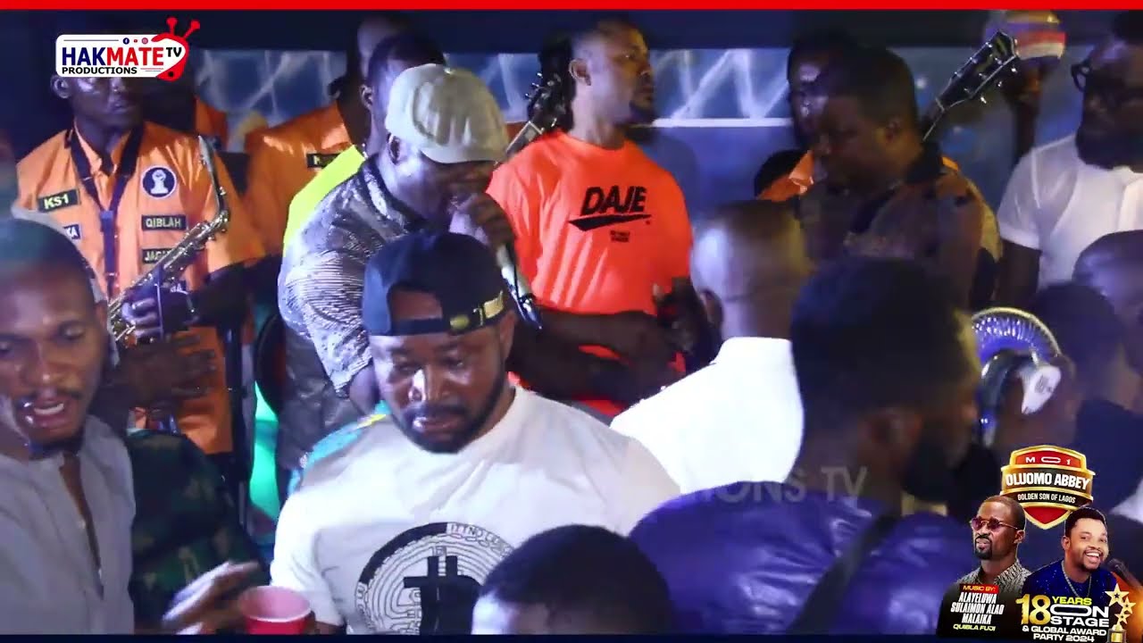 TOPE NAUTICAL ON STAGE WITH SULE ALAO MALAIKA