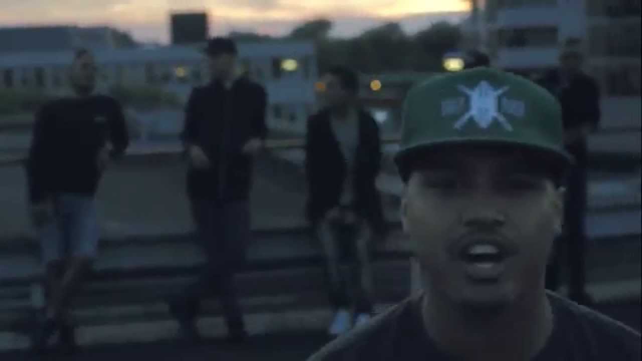 Dj&eacute;-Rimo - Molukker Mo'problems/Madju (prod. by Alan Mascott)