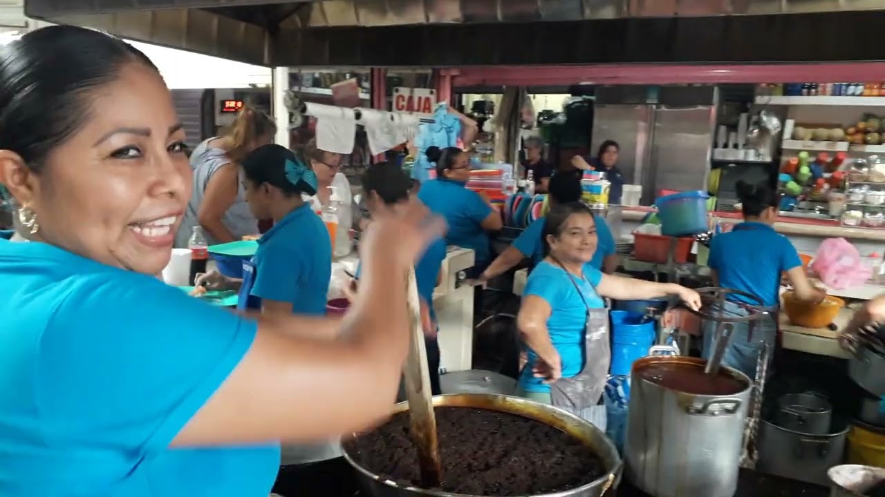 Leo Martz ... Mercado Unidad Veracruzana ........