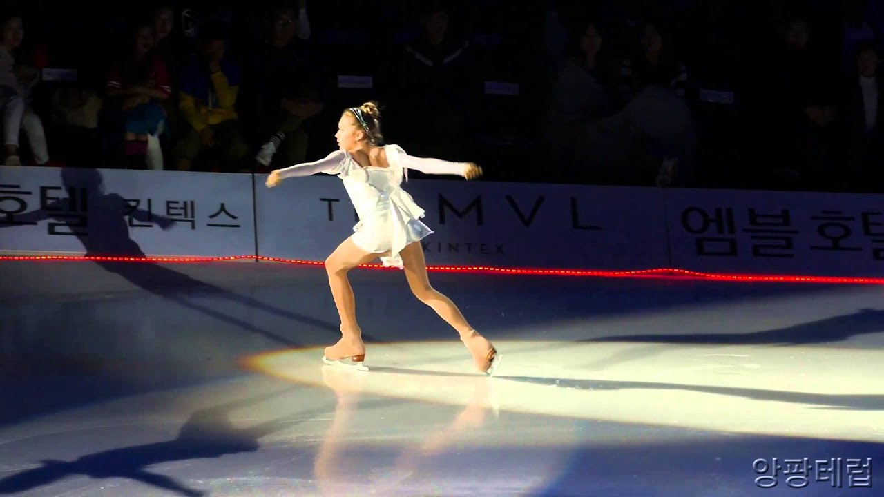 20150502 BOLSHOI ON ICE Elena RADIONOVA  I Will Always Love You