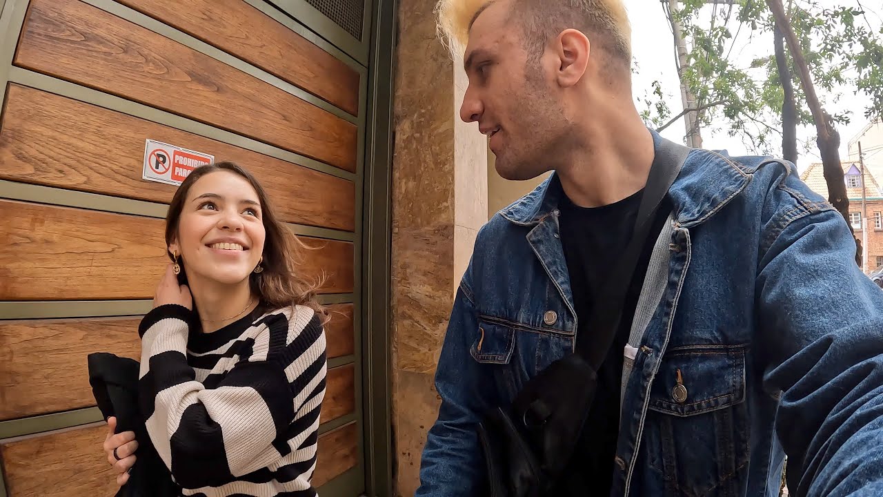 Columbiancă îmi arată Macarena 🇨🇴