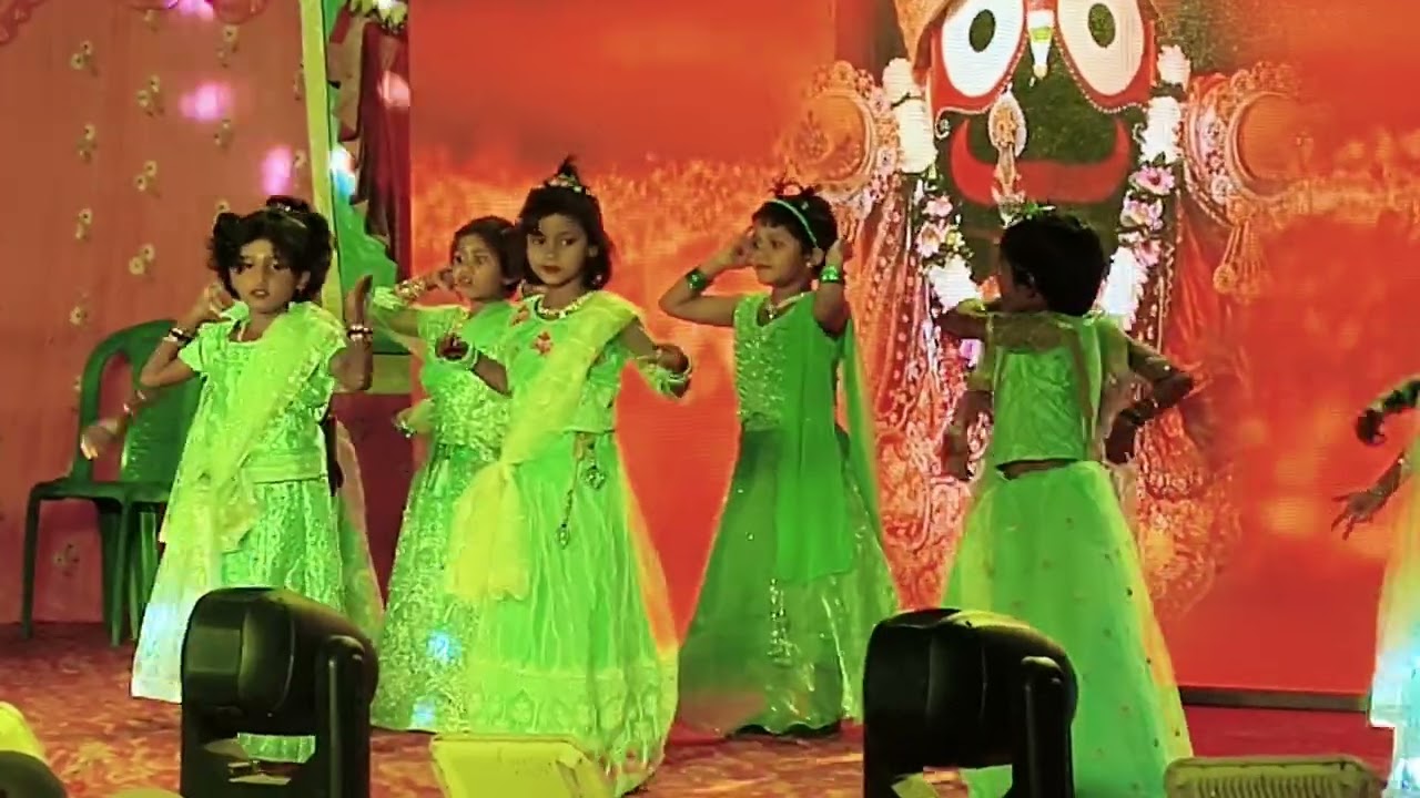Kuni tthakura mo kuni tthakura... Kids dance 