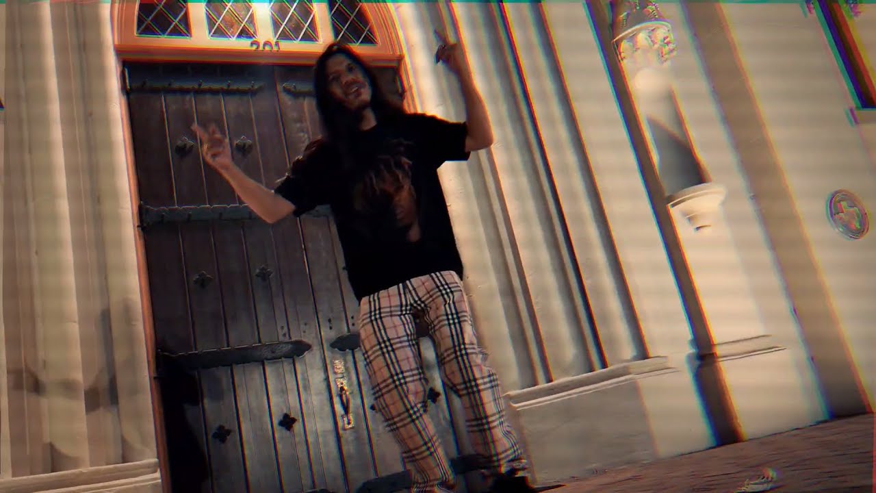 GOTHIC GUY - DEAD ROCKSTAR (MUSIC VIDEO)