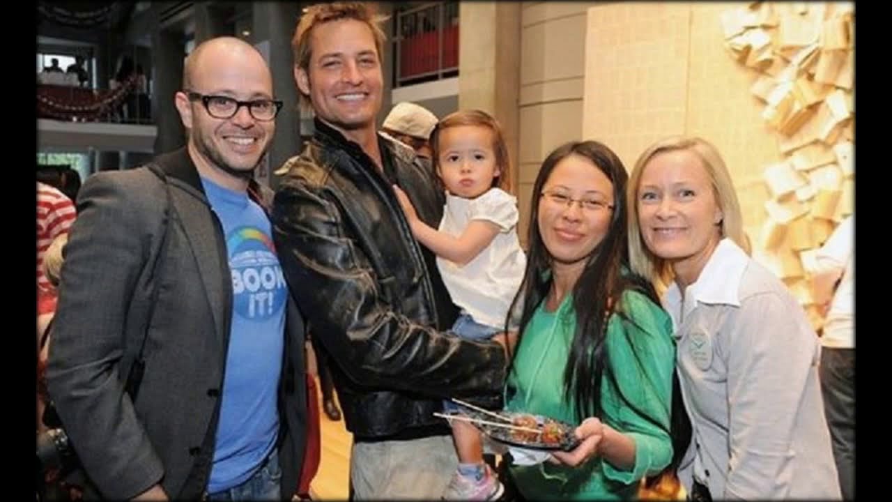 Josh Holloway  and his family
