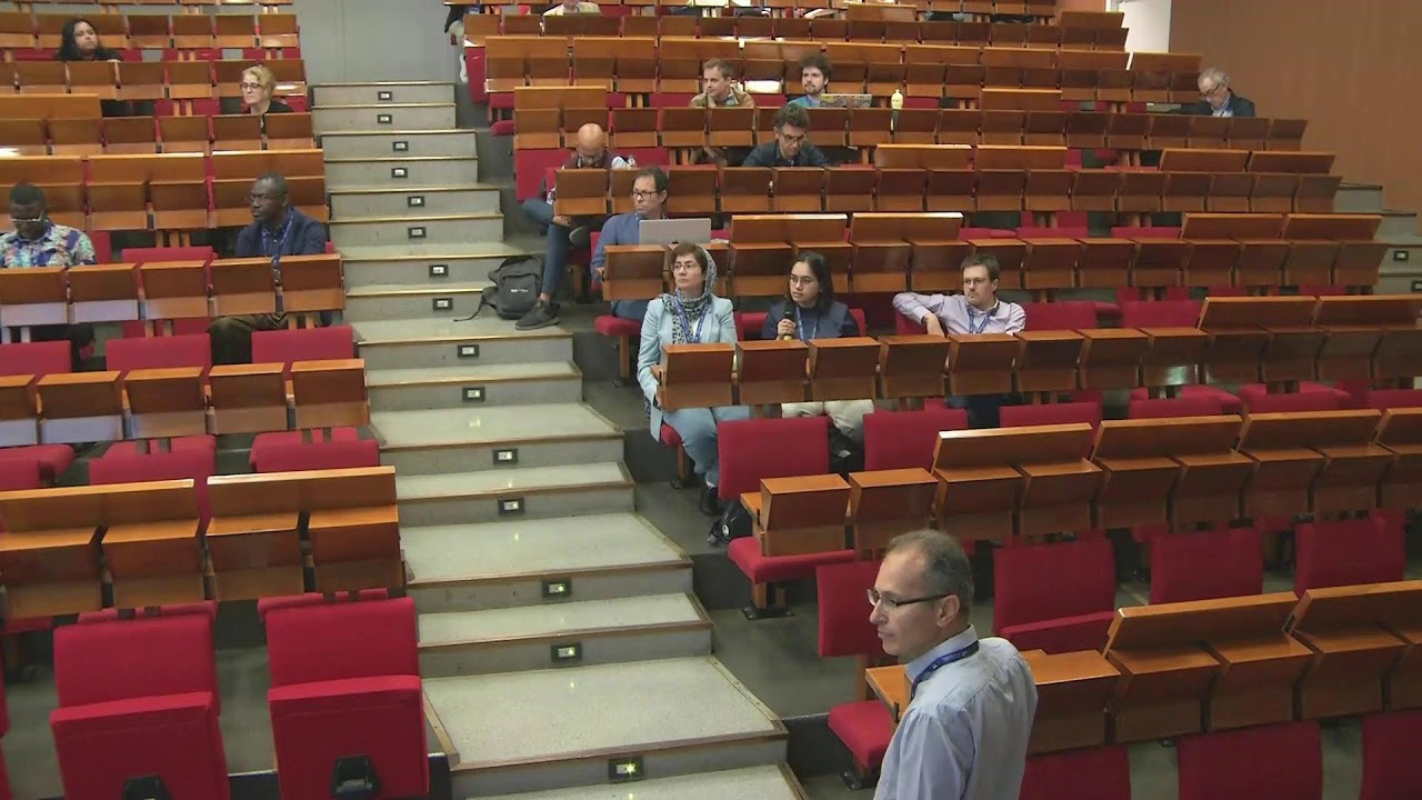Conference on Frontiers in Atomistic Simulations: from Physics to Chemistry and Biology - DAY 2