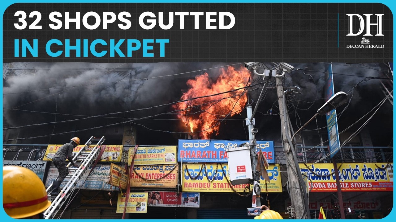 32 Shops Gutted in Chickpet Fire | No Casualties Reported