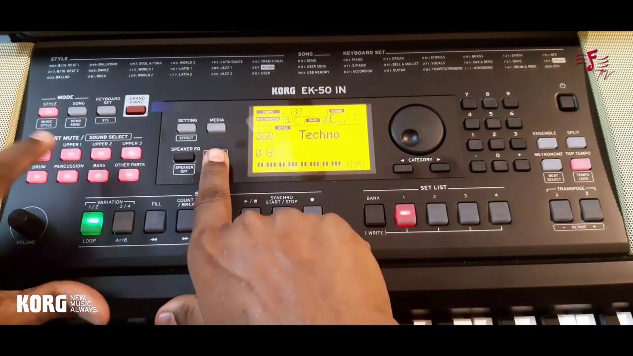 Korg EK50IN : Perfect for Trinity College Exams - Voices & Keyboard Sets