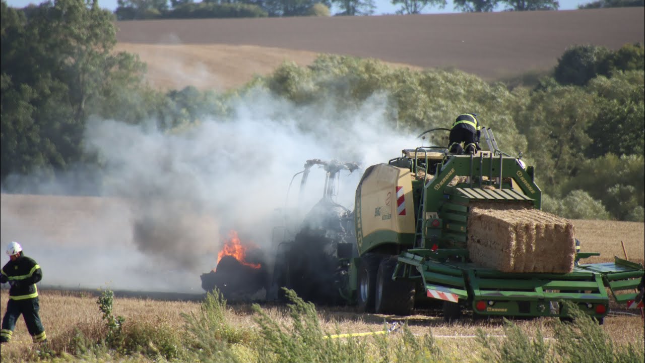 Brand i traktor + mark ved Tølløse Fredag eftermiddag 22/8-25