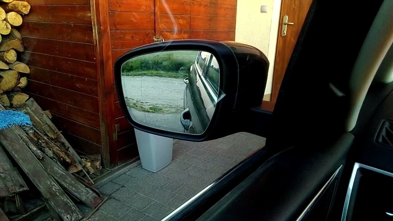 Tilting side mirrors in reverse gear in Ford S-max mkII 2016
