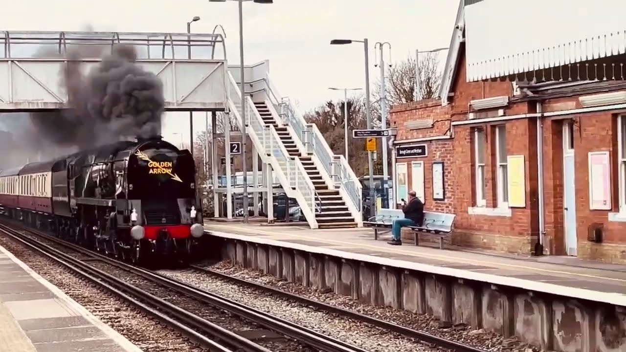 Historic Trains, Cars & Aircraft