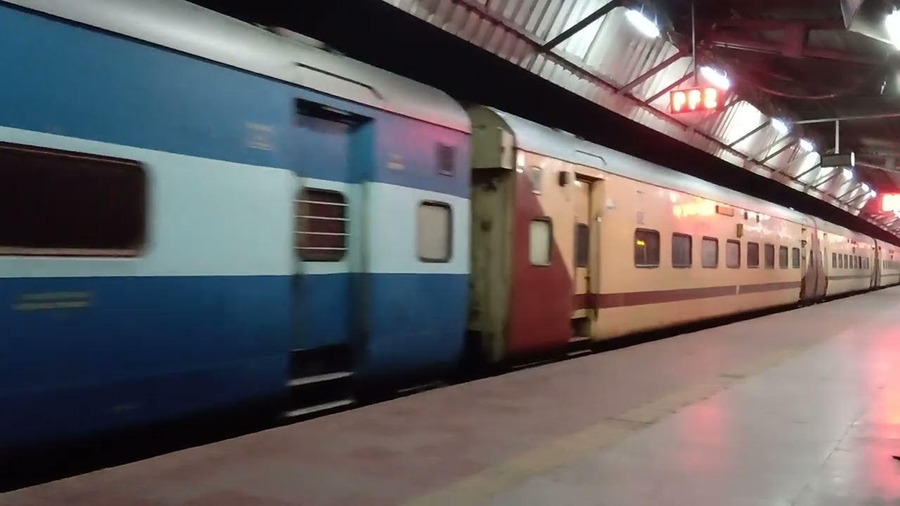 18013 Howrah - Bokaro Steel City Express