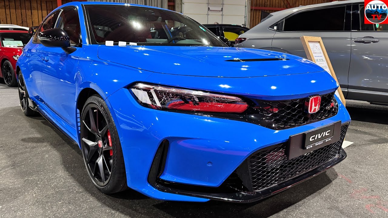 2025 Honda Civic Type R: FIRST LOOK at the 329HP MONSTER | Japan's Ultimate Hot Hatch Returns!