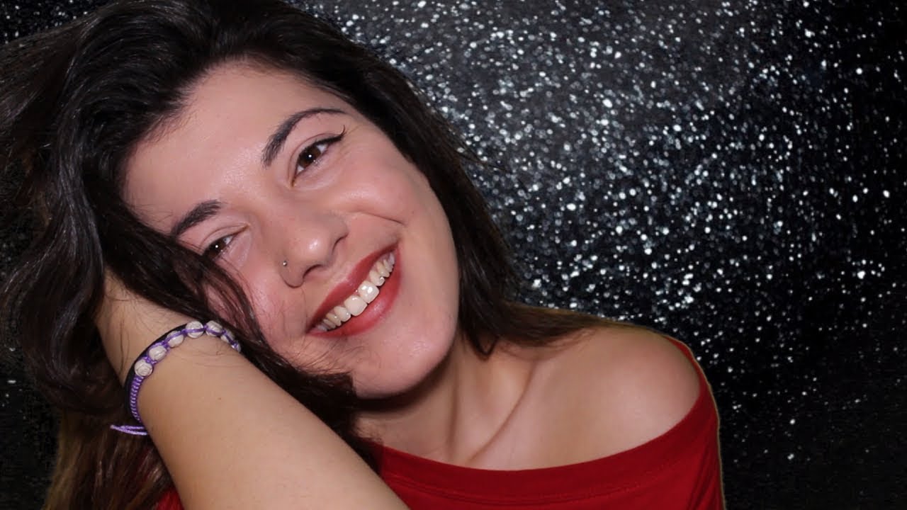 Asmr / TAPPING and WHISPERING