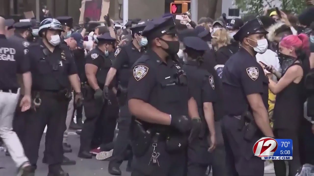 RI lawmaker working on legislation to ban no knock warrants