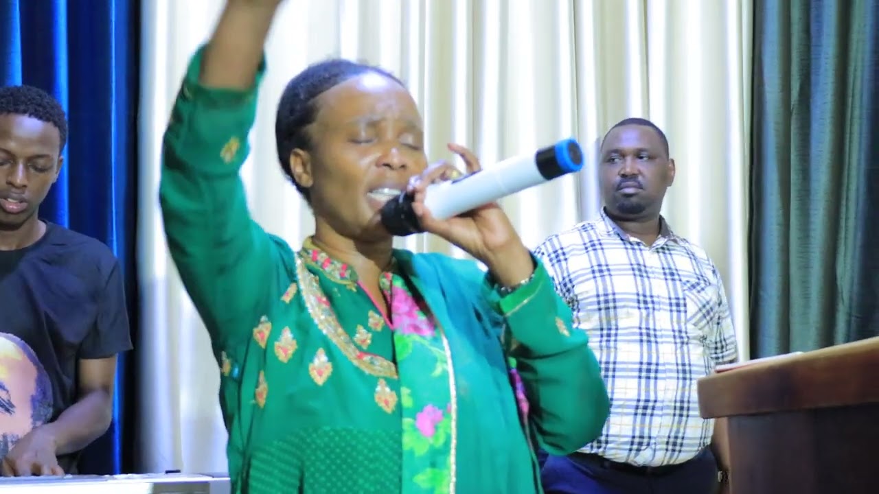 Ebintu 4 ukwiriye gukora usenga bigahindura ubuzima bwawe