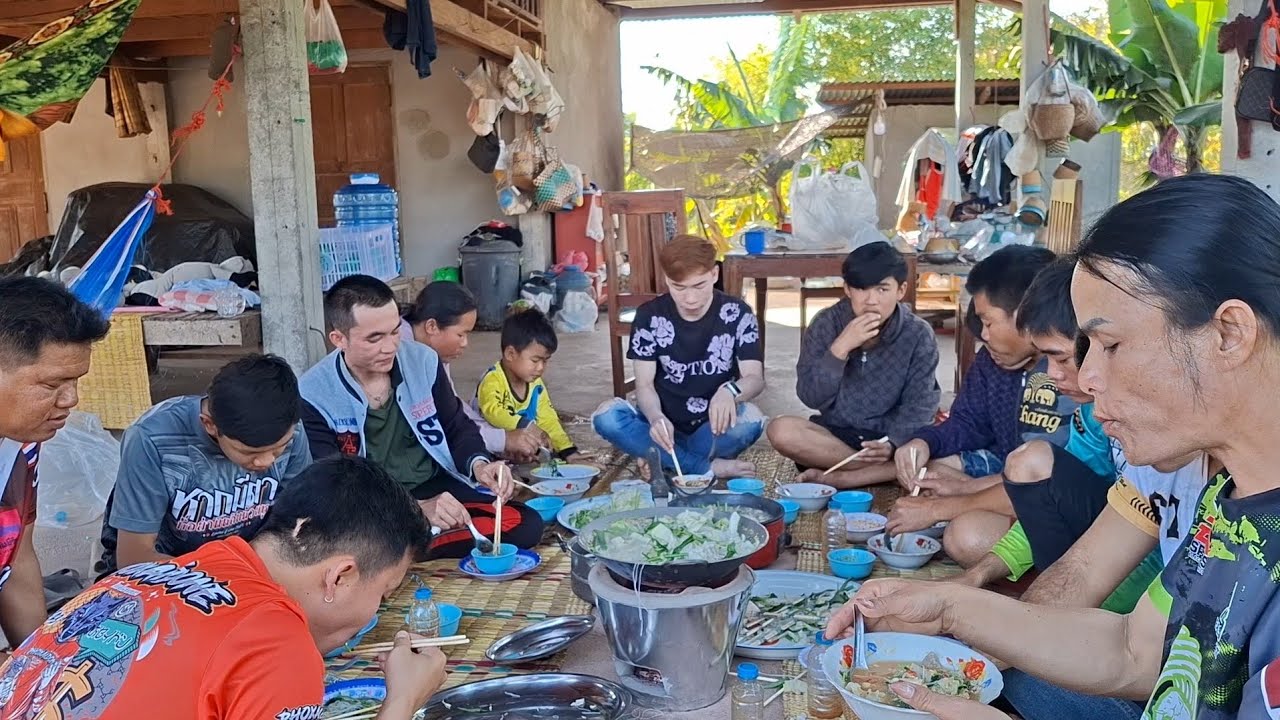 ขอบคุณพี่ทีมากๆที่เลี้ยงหมูกระทะทีมงาน