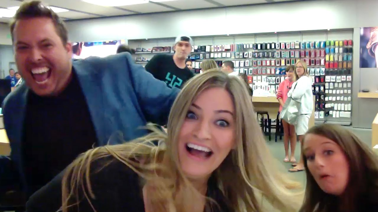 Apple Store Dance! | iJustine