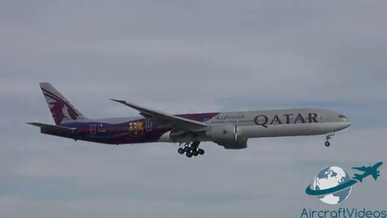 Qatar Airways 