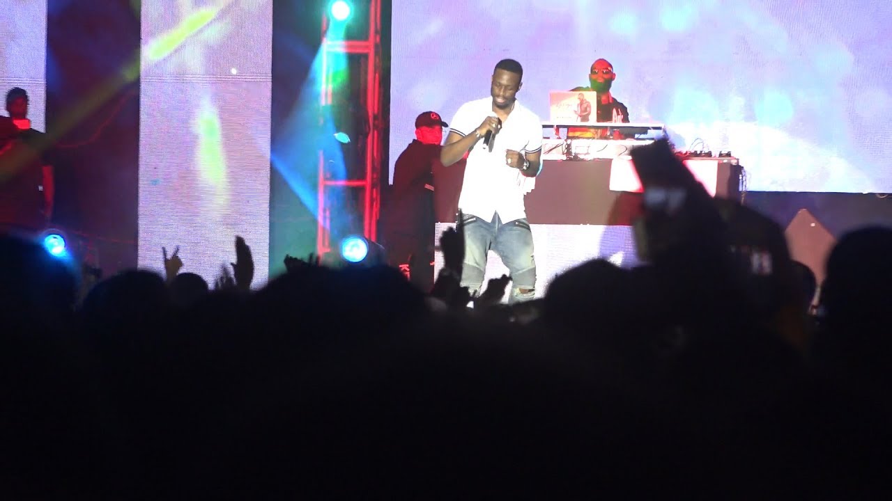 Concert au grand théâtre   Dakar tombe sous le charme de Dadju