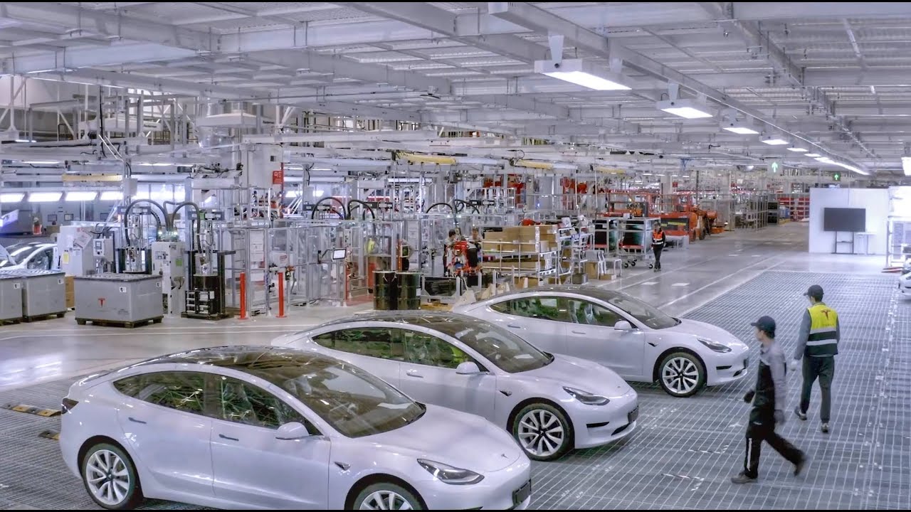 Tesla Gigafactory 3 Inside